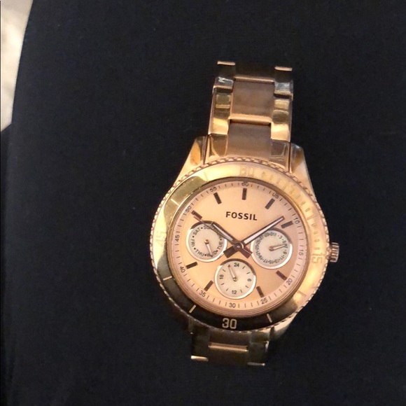 Fossil Rose Gold Watch - Picture 5 of 7